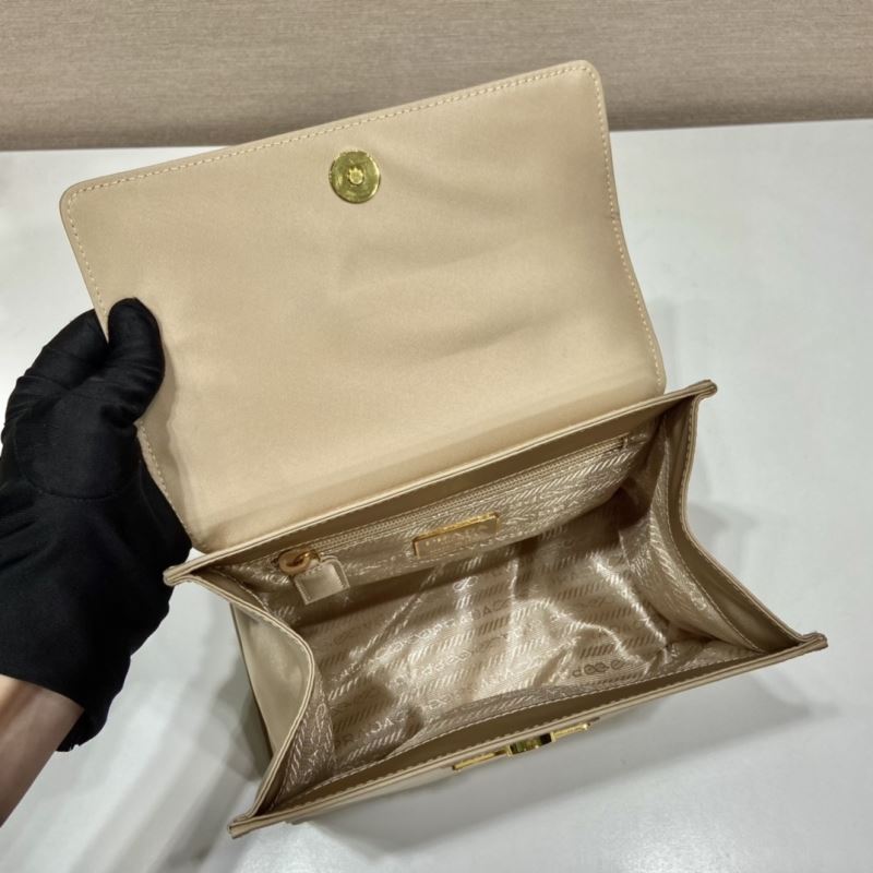 Pra*a top handle bags